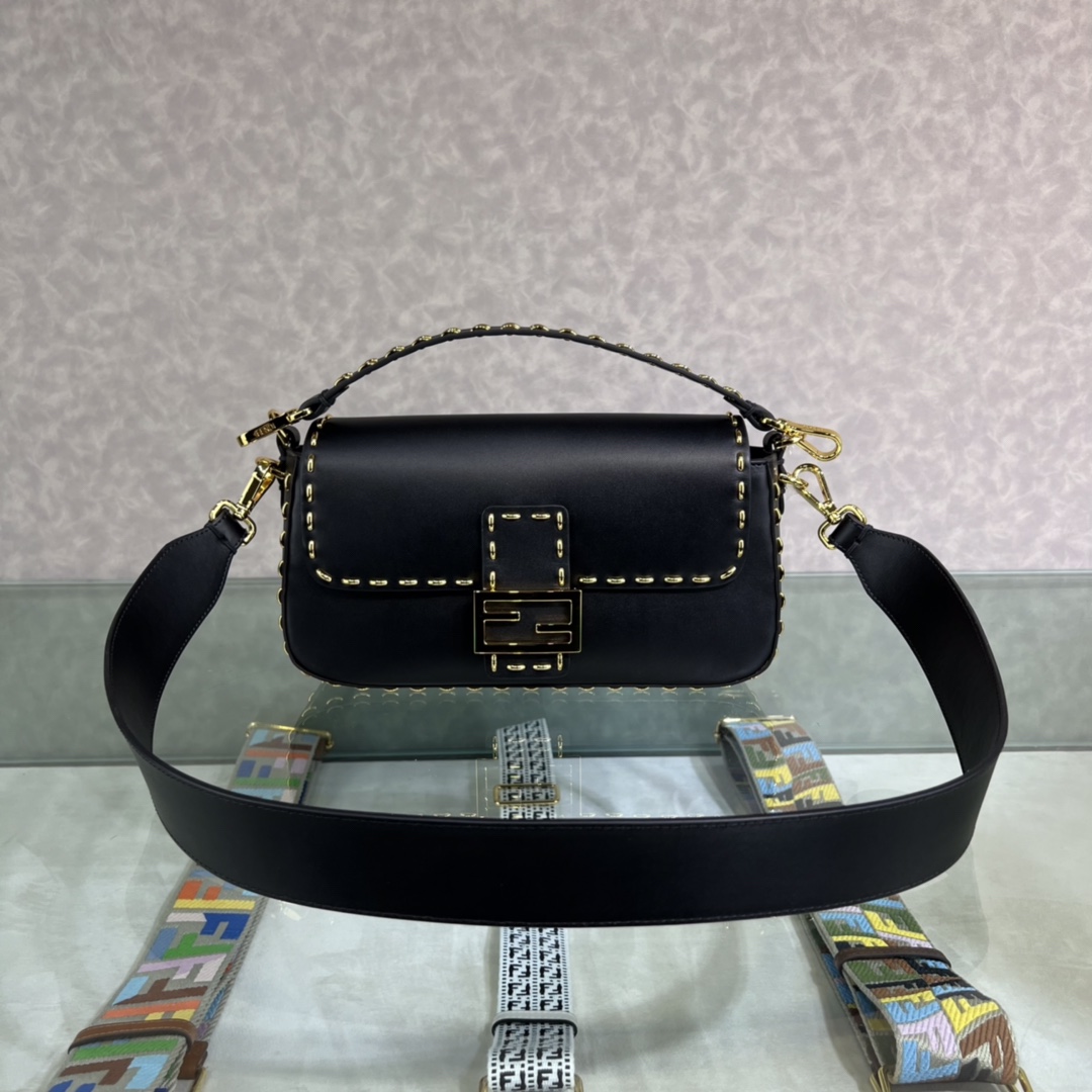 Replica Fendi Baguette Black Leather Bag with Metal Stitch Stitching and Decorated with FF Clasp Price Online