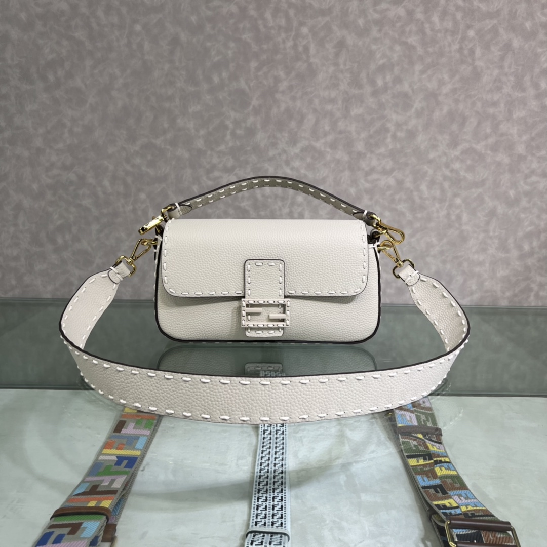 Replica Fendi Baguette White Full Grain Leather Bag with Hand Stitching and Decorated with an FF Clasp Price Online