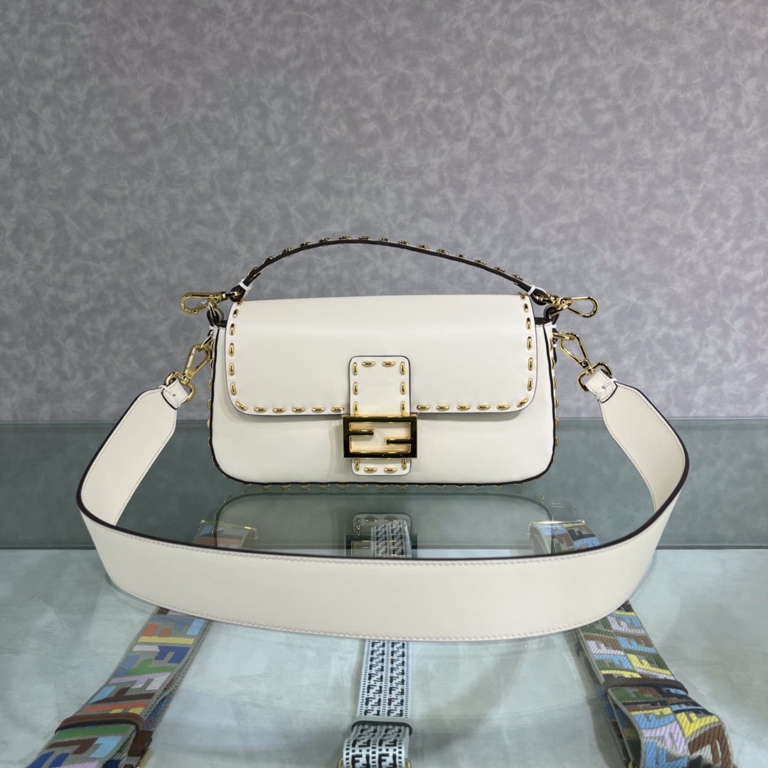 Replica Fendi Baguette White Leather Bag with Metal Stitch Stitching and Decorated with FF Clasp Price Online