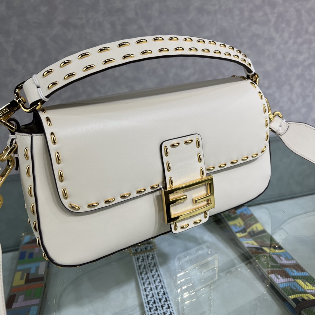 Replica Fendi Baguette White Leather Bag with Metal Stitch Stitching and Decorated with FF Clasp Price Online