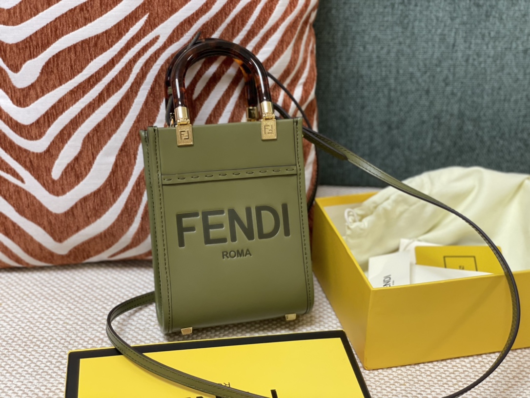 Replica Fendi Mini Sunshine Shopper Bag Green Leahter with FENDI ROMA