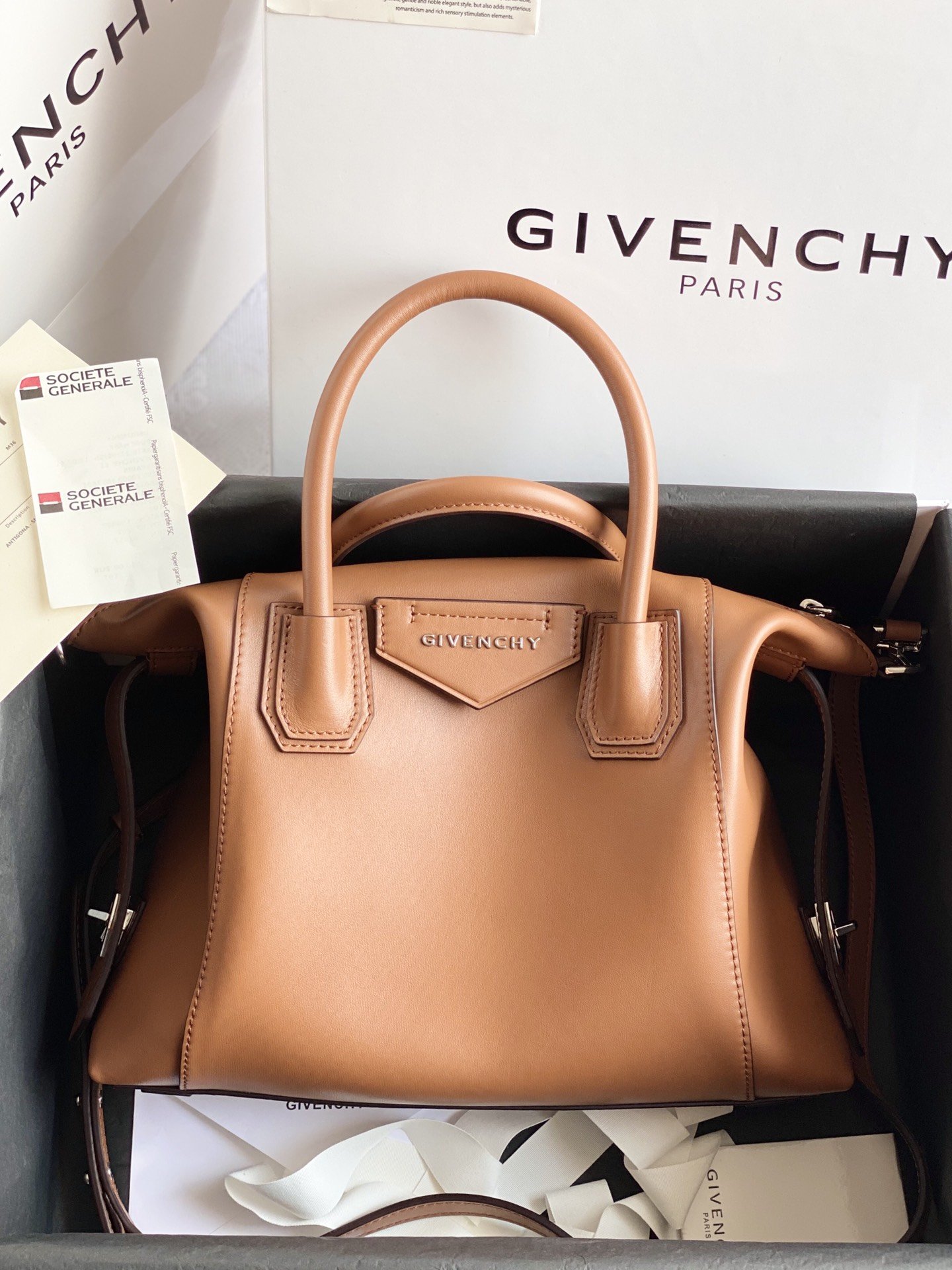 Replica Givenchy Antigona Soft Bag in Smooth Leather Coffee