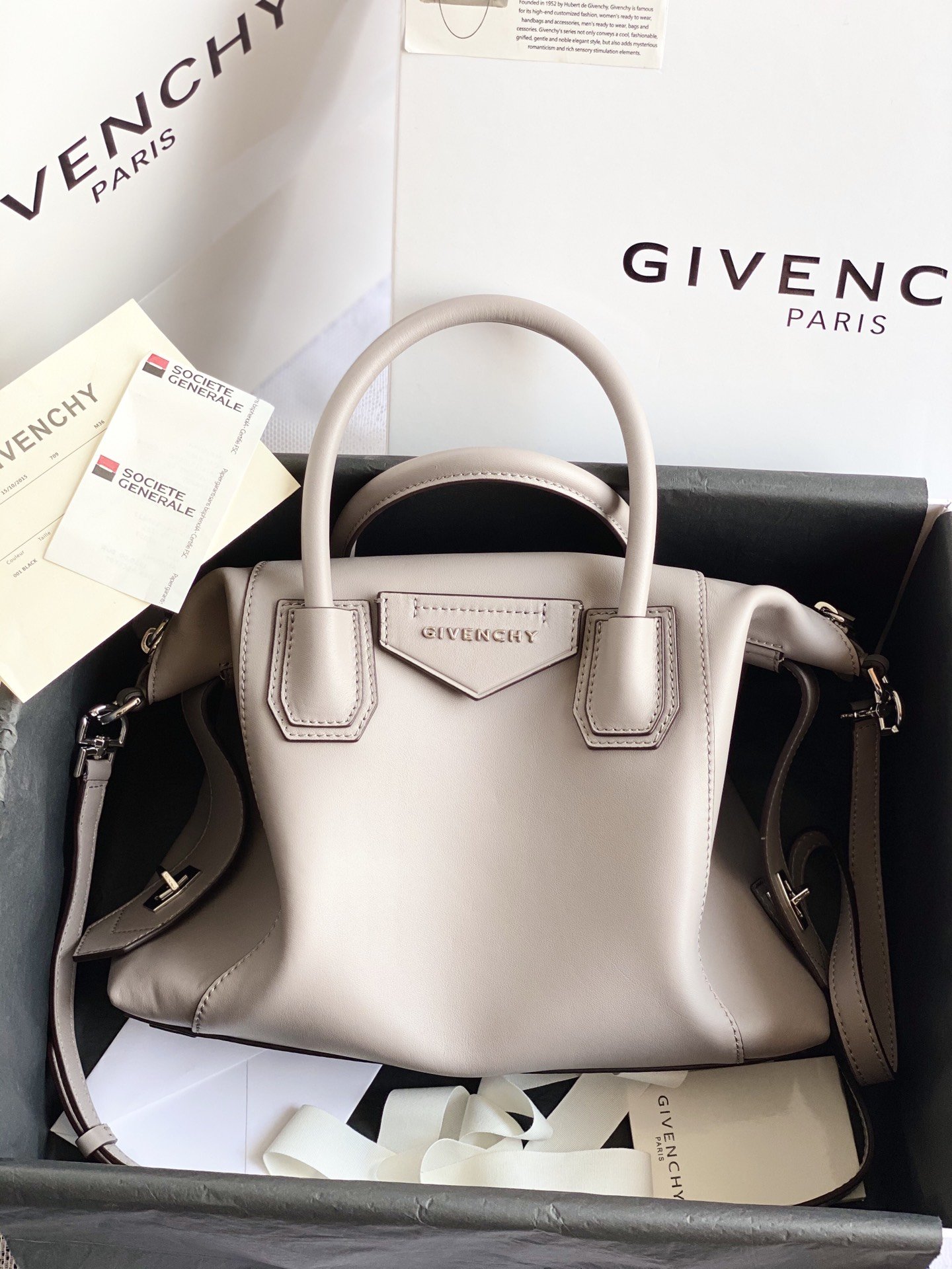 Replica Givenchy Antigona Soft Bag in Smooth Leather Gray