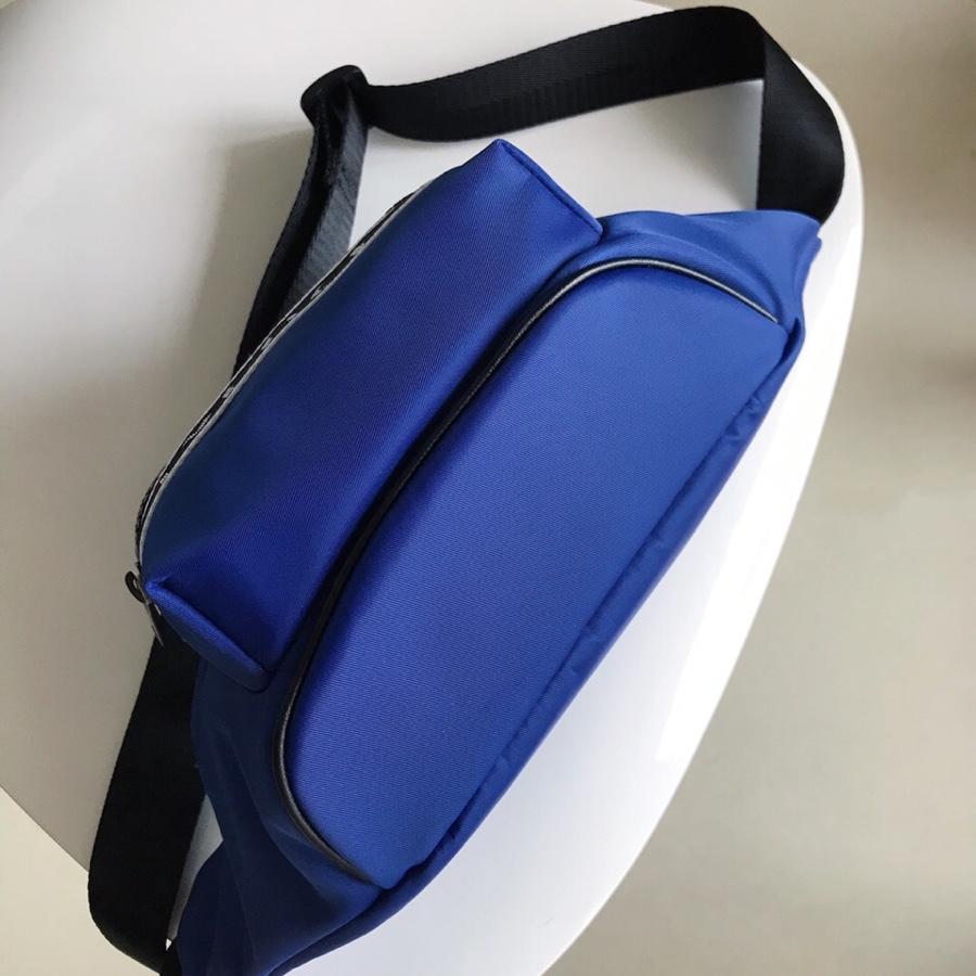 Replica Givenchy Paris Printed Bum Bag Blue