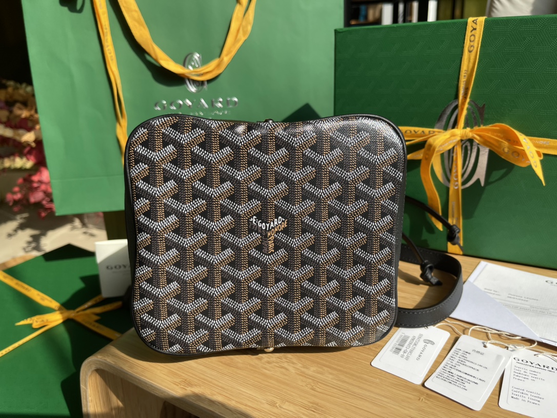 Replica Goyard Petie Flot Bucket Bag Black