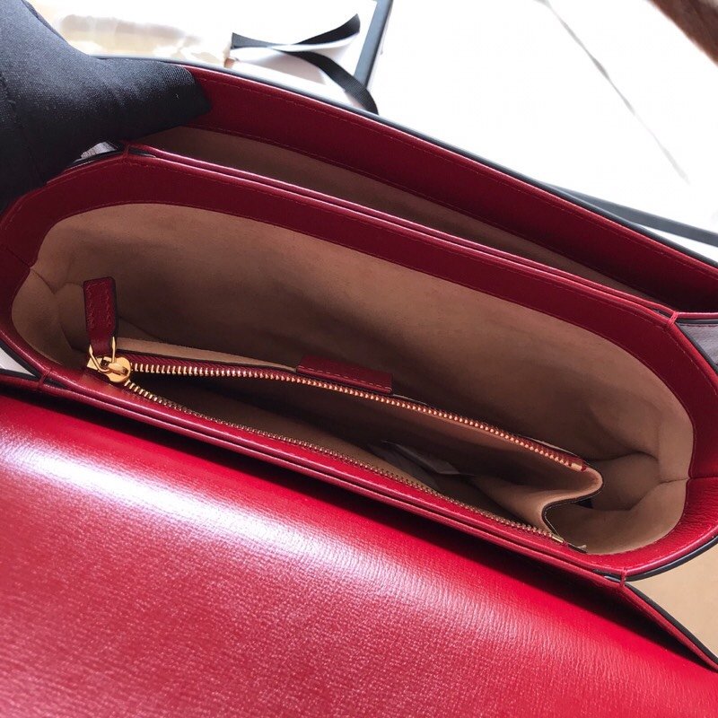 Replica Gucci 1955 Horsebit Shoulder Bag Red Textured Leather with a Vintage Effect 602204