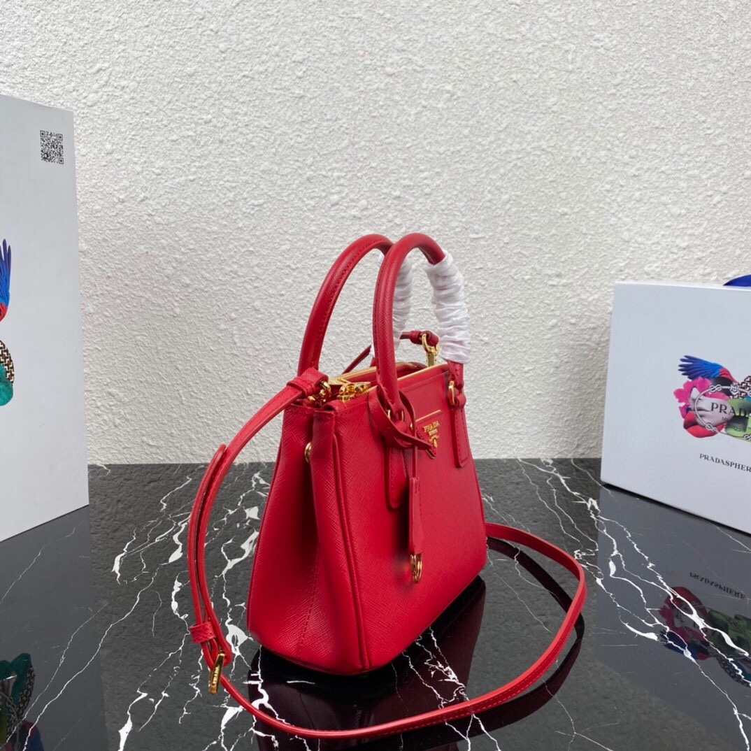 Replica Gucci 421970 Dionysus Leather Super Mini Bag light Red