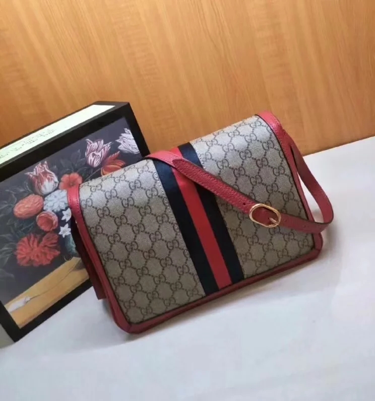 Replica Gucci 524356 Queen Margaret GG Supreme Medium Women Shoulder Bag