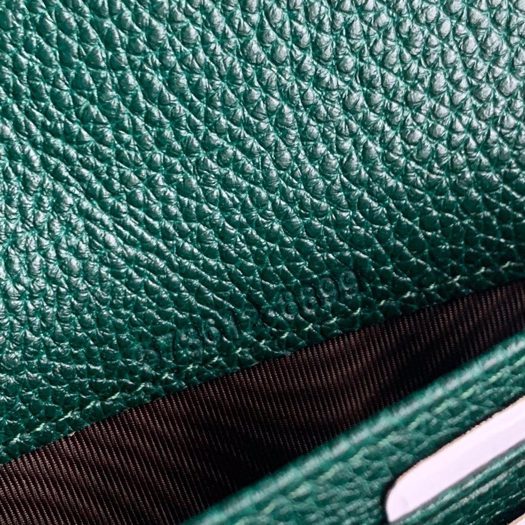 Replica Gucci 573612 Zumi Grainy Leather Continental Wallet Green