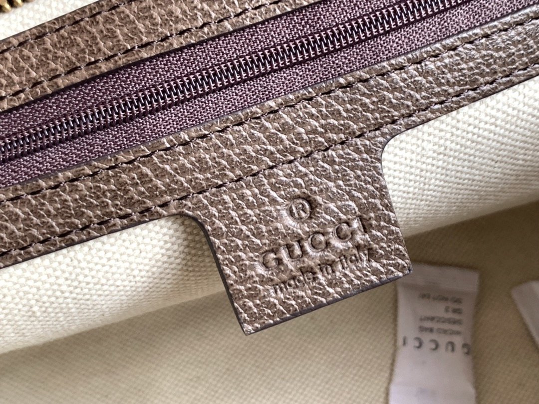 Replica Gucci Men Ophidia GG Toiletry Case 598234