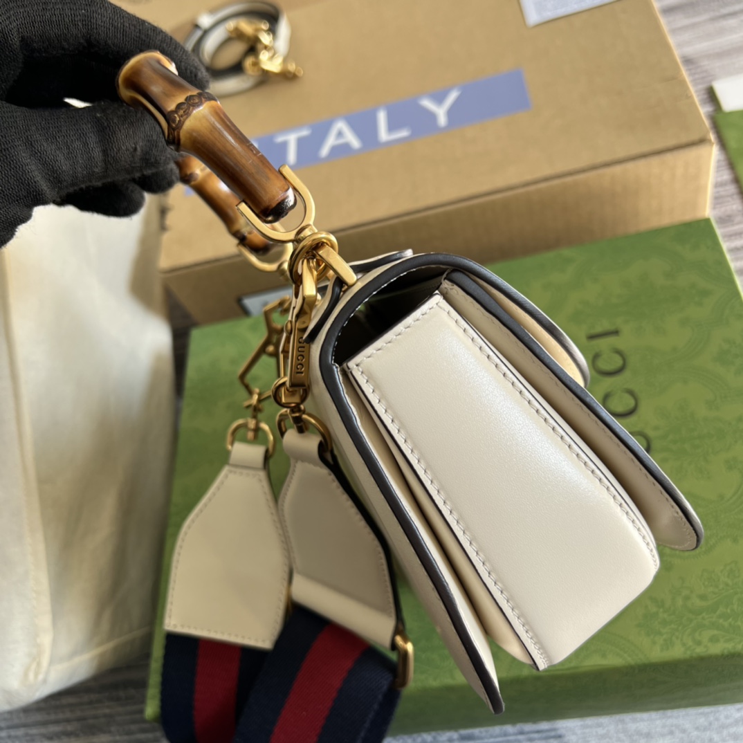 Replica Gucci Mini Top Handle Bag with Bamboo White 686864 High End