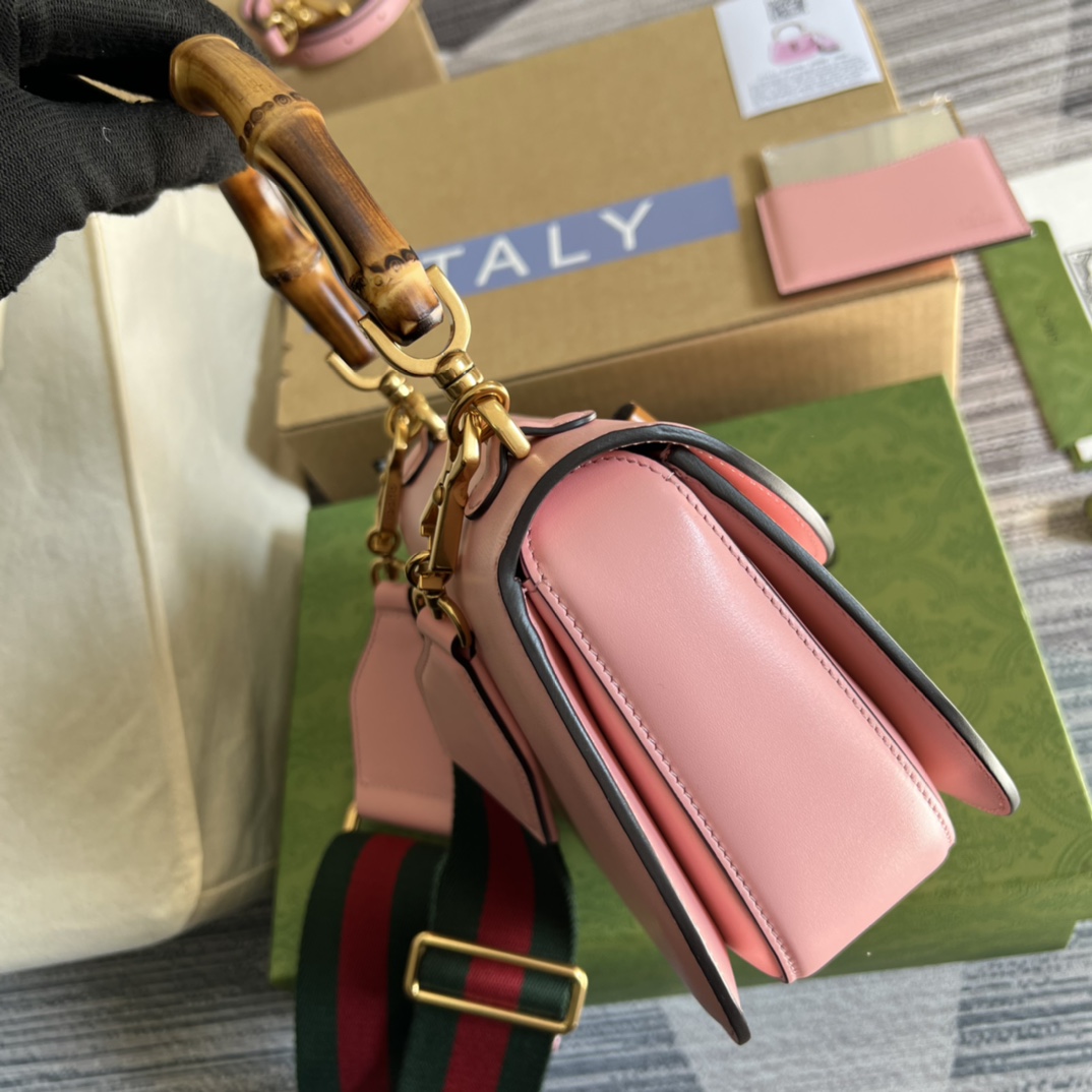 Replica Gucci Small Top Handle Bag with Bamboo Pink 675797 High End