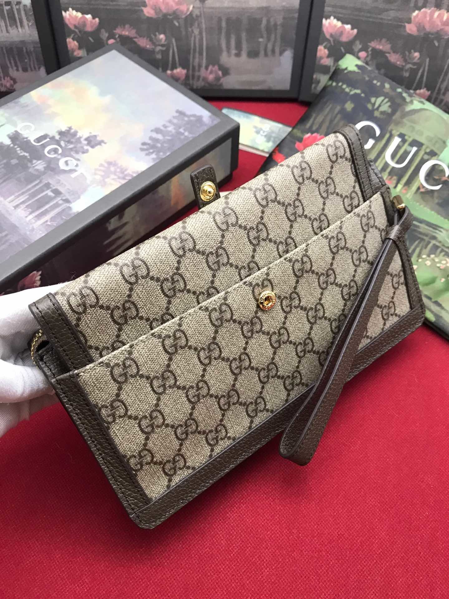 Replica Gucci Women Wallet Ophidia GG Supreme 523166