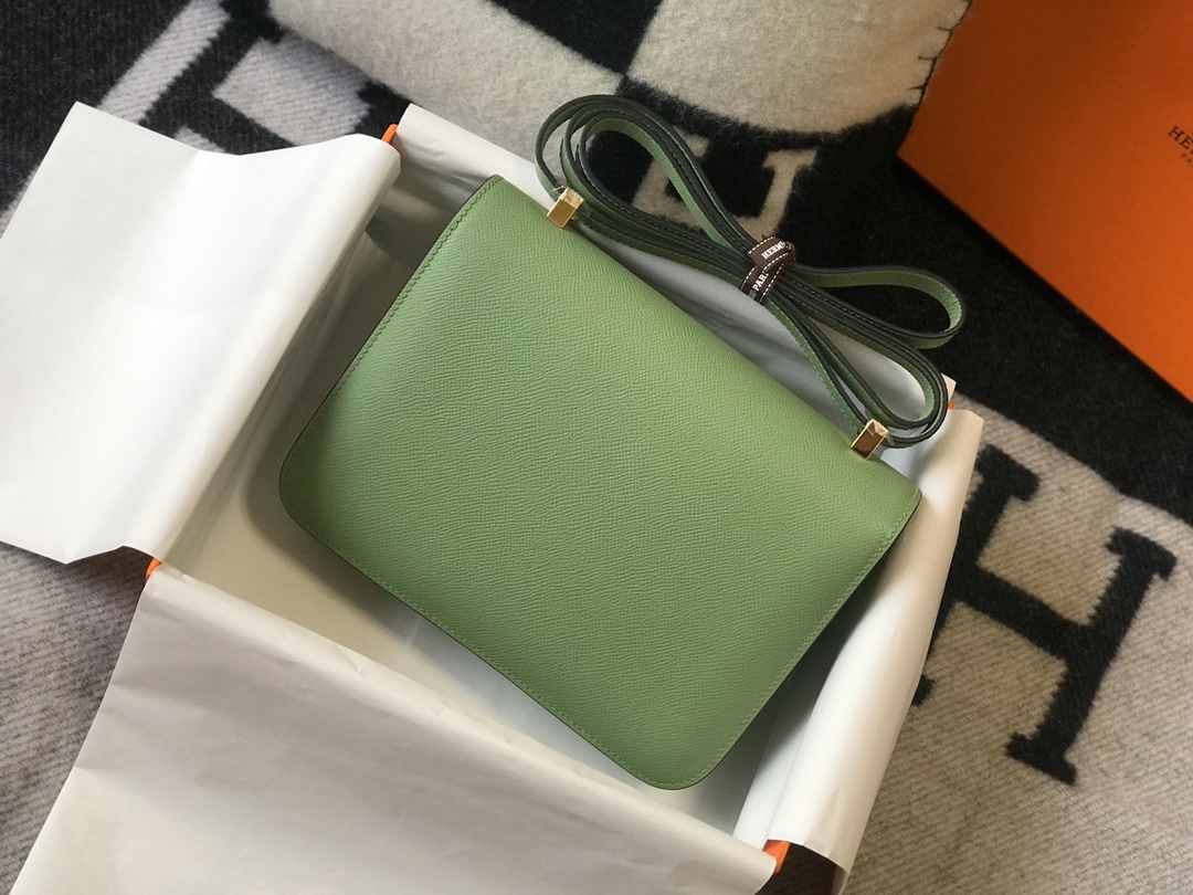 Replica Hermes Constance Bag Epsom Leather Avocado Green Wiht Gold 19cm and 23cm