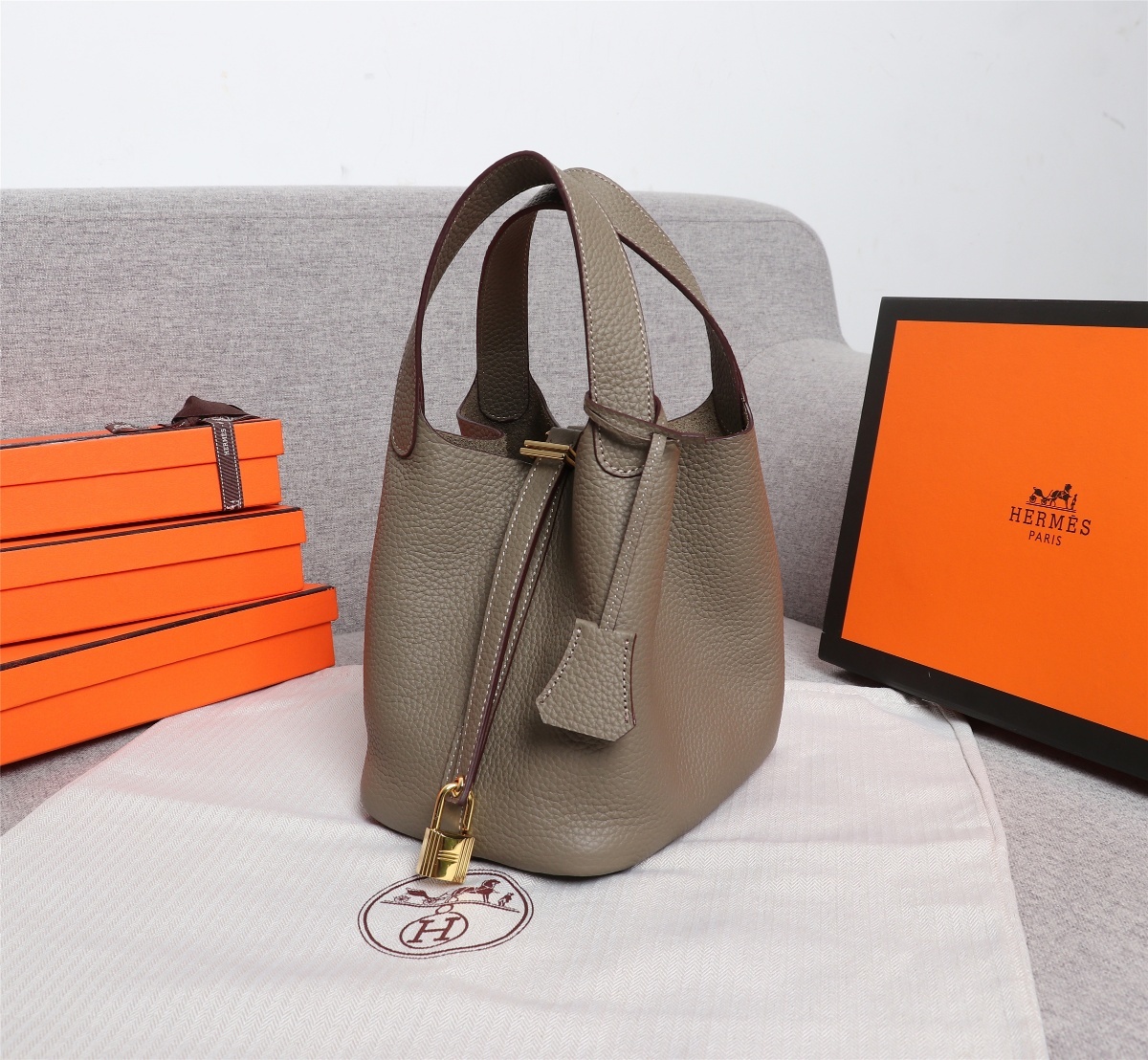 Replica Hermes Picotin Lock Bag 18cm and 22cm Elephant Grey with Gold ...