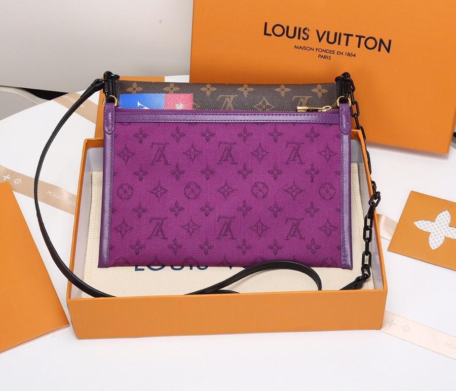 Replica Louis Vuitton Double Flat Messenger Created from Two Separate Zip-close Pouches M44641