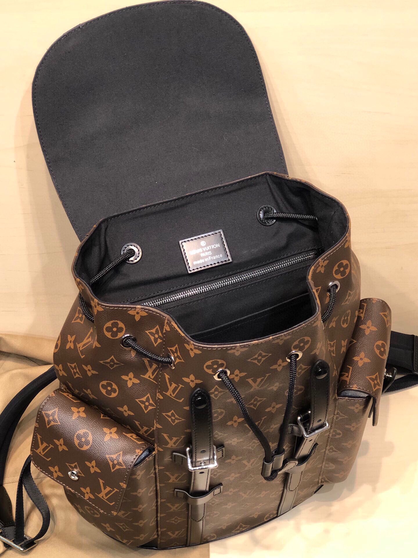 Replica Louis Vuitton M43735 Christopher PM Monogram Canvas Body