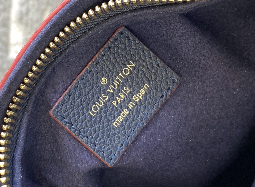 Replica Louis Vuitton M43750 Surene BB Chain Tote Handbag in Monogram Empreinte Leather Blue