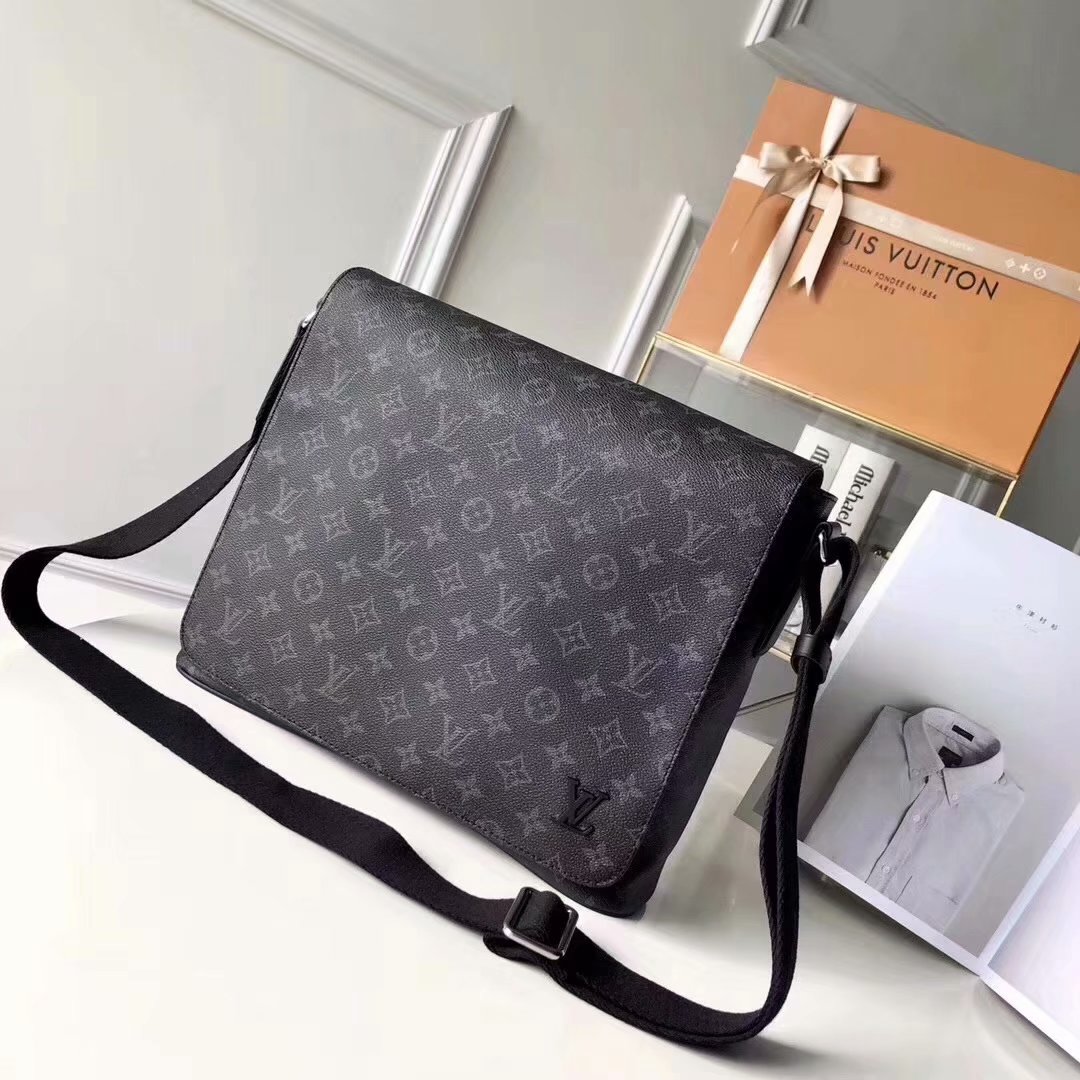 Replica Louis Vuitton M44001 District MM Men Shoulder Bag Monogram Eclipse Canvas