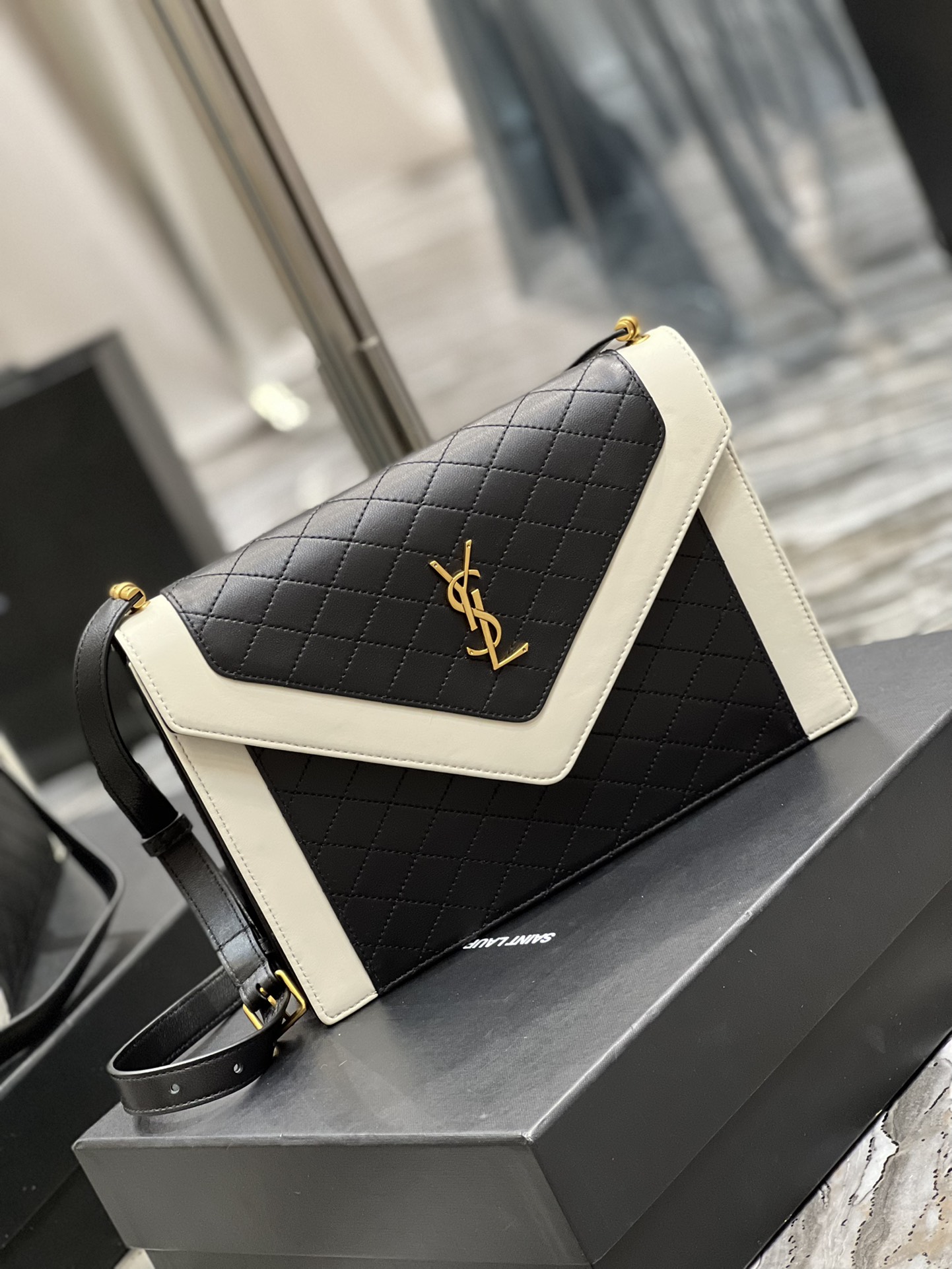 Replica Louis Vuitton M45379 Men New Cabas Zippe GM Briefcase Monogram Eclipse Canvas Low Price Black