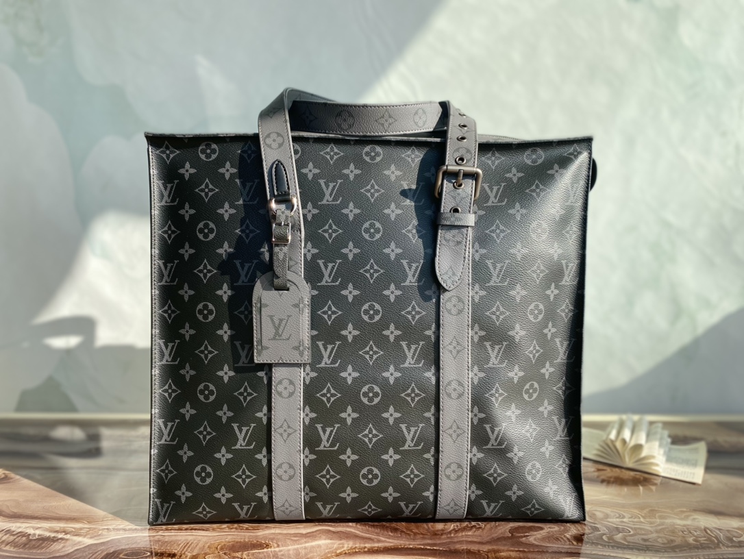 Replica Louis Vuitton M45379 Men New Cabas Zippe GM Briefcase Monogram Eclipse Canvas Low Price