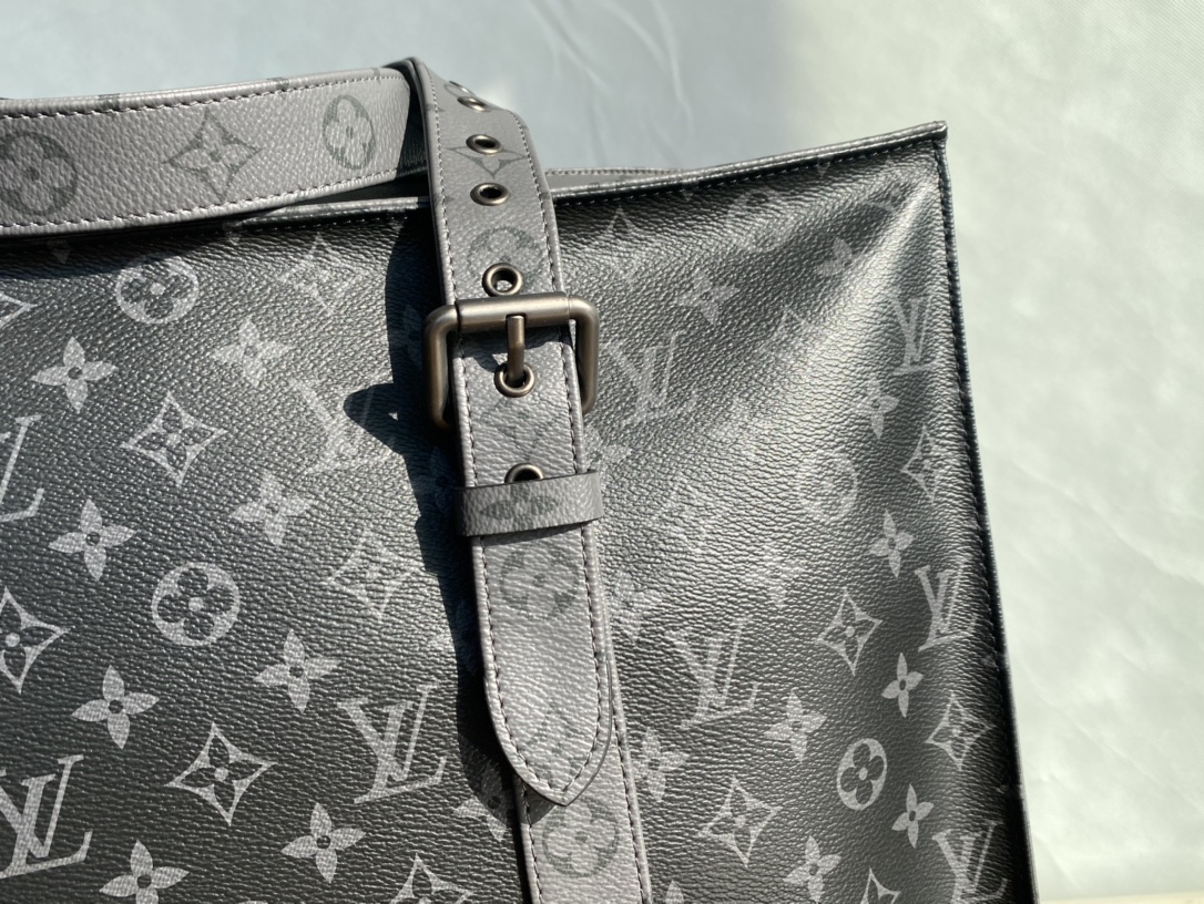 Replica Louis Vuitton M45379 Men New Cabas Zippe GM Briefcase Monogram Eclipse Canvas Low Price