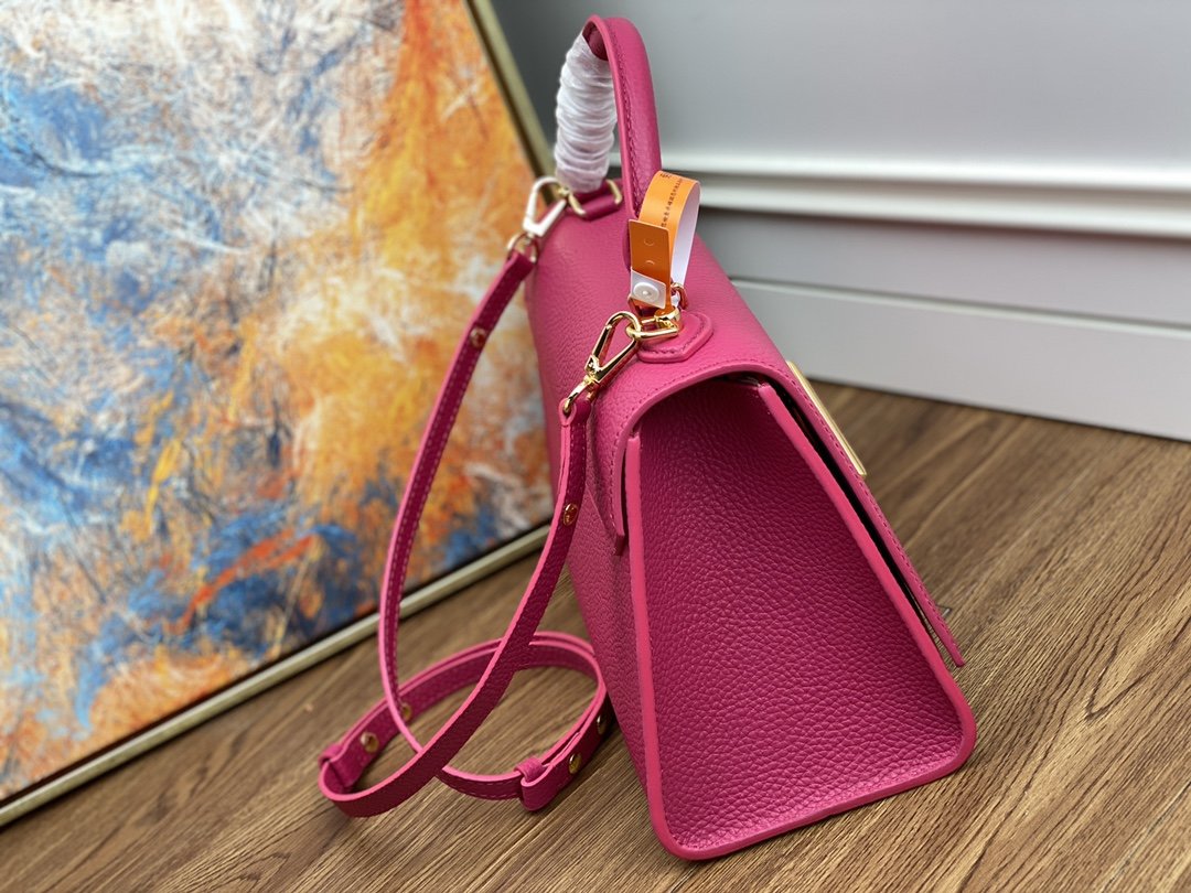 Replica Louis Vuitton M57093 Twist One Handle MM Taurillon eather Pink