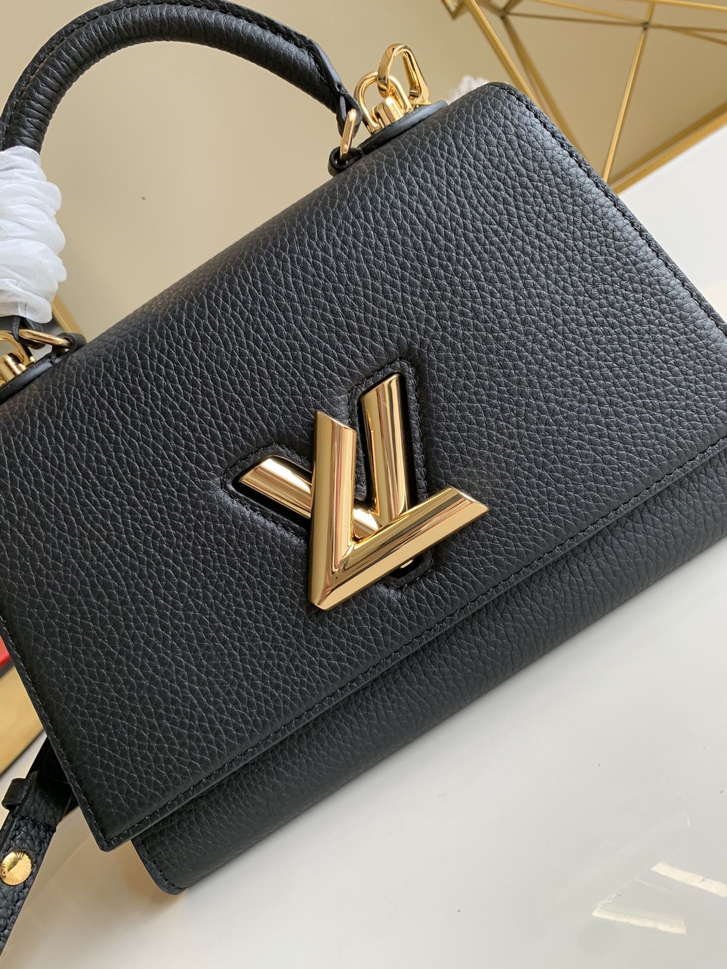 Replica Louis Vuitton M57093 Twist One Handle PM Taurillon Leather Black