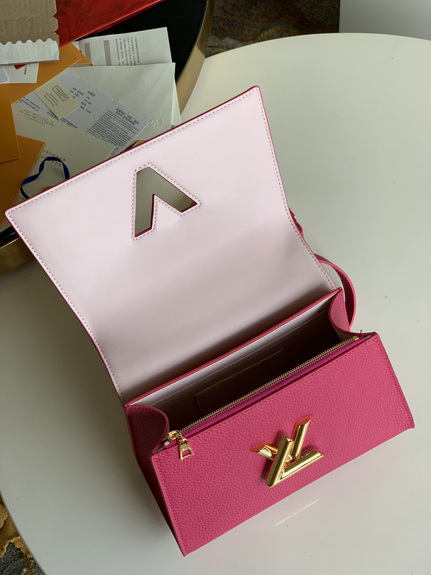 Replica Louis Vuitton M57096 Twist One Handle PM Taurillon Leather Orchid��??e Pink