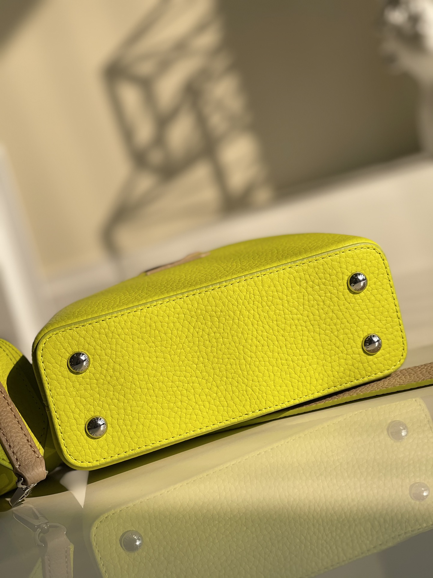 Replica Louis Vuitton M57521 Capucines Mini Handbag Fluorescent Yellow Coquille Beige Taurillon Leather