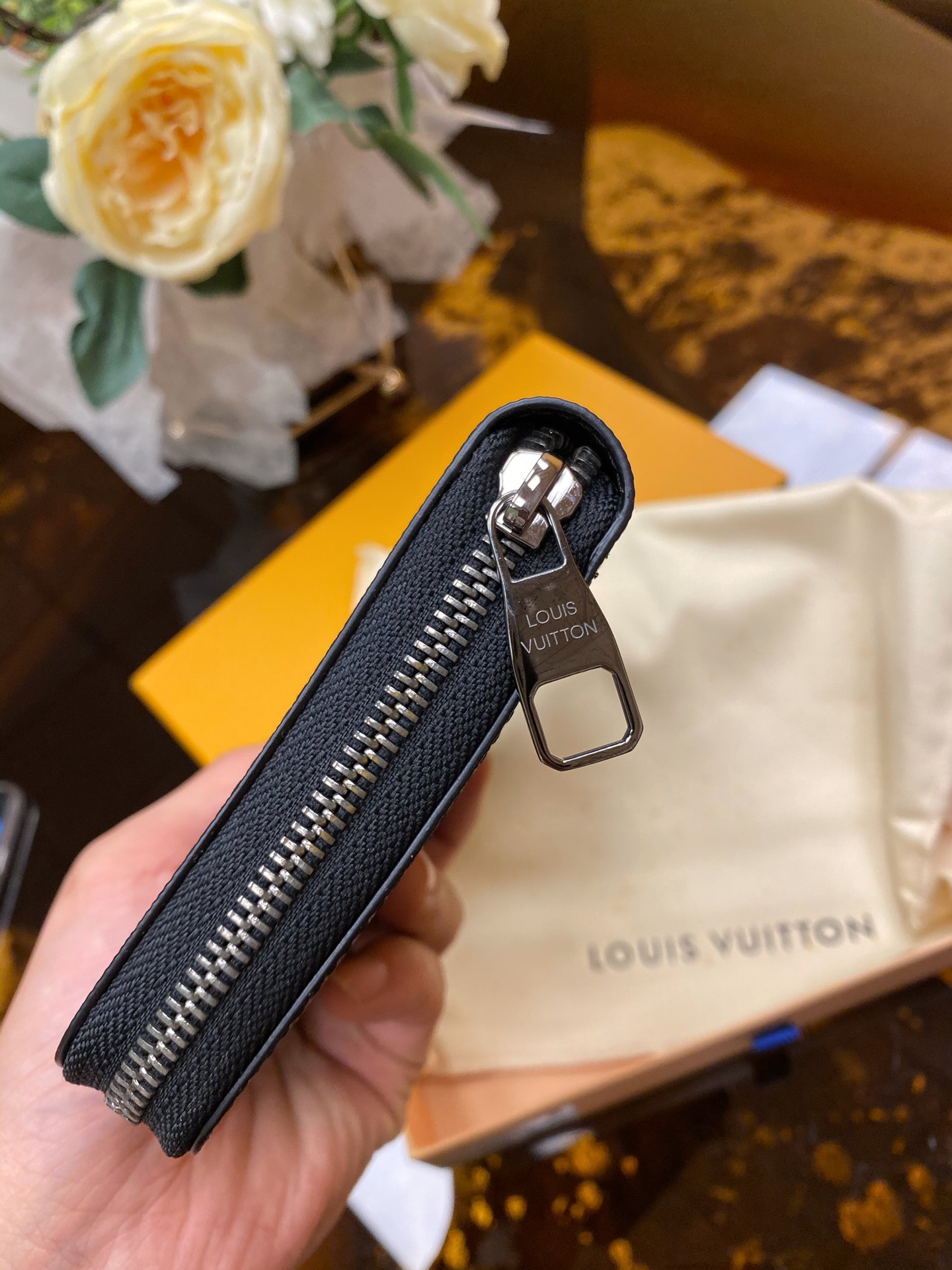 Replica Louis Vuitton M60002 Zippy Wallet