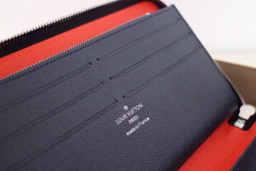 Replica Louis Vuitton M62930 Men Brazza Wallet Epi Leather