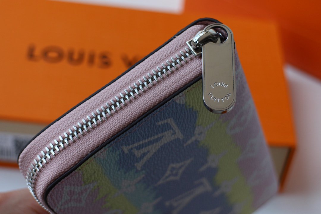 Replica Louis Vuitton M69110 LV Escale Zippy Wallet Pastel