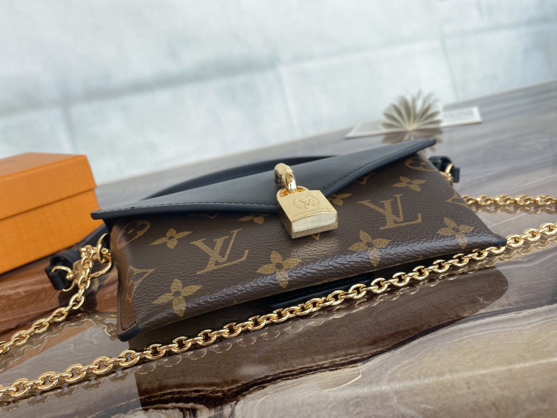 Replica Louis Vuitton M80559 Padlock On Strap Monogram Coated Canvas and Cowhide-Leather Black