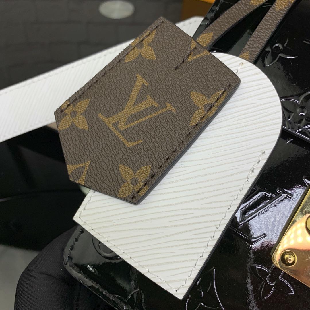 Replica Louis Vuitton M90375 Spring Street Debossed Monogram Vernis Patent Cowhide Leather Noir