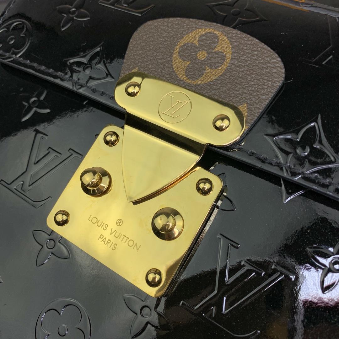 Replica Louis Vuitton M90375 Spring Street Debossed Monogram Vernis Patent Cowhide Leather Noir