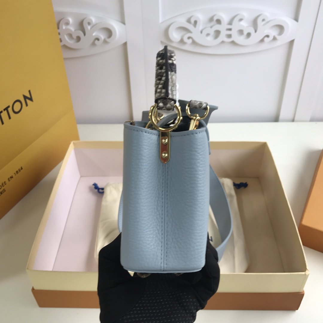 Replica Louis Vuitton M98477 Capucines Taurillon Leather in Blue with Handle Wrapped in Natural Python Leather