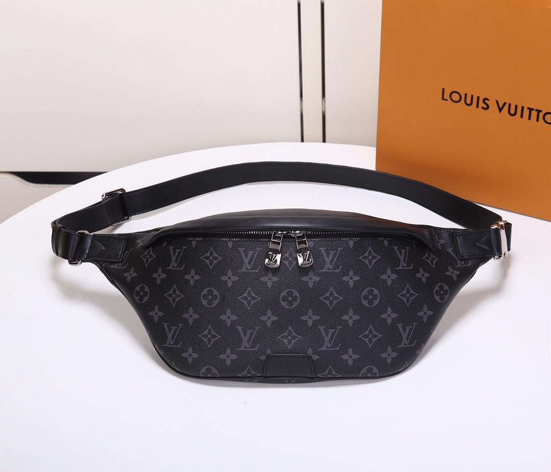 Replica Louis Vuitton Men M44388 Discovery Bumbag Embossed Monogram Shadow Calf Leather