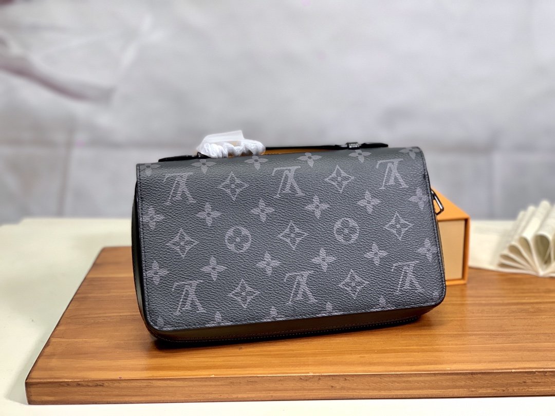 Replica Louis Vuitton Mens Zippy XL Wallet 