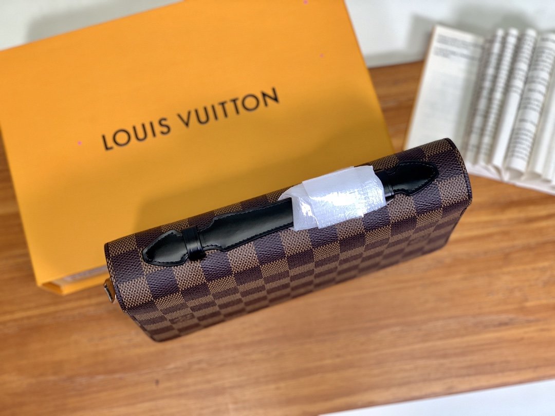 Replica Louis Vuitton Mens Zippy XL Wallet 