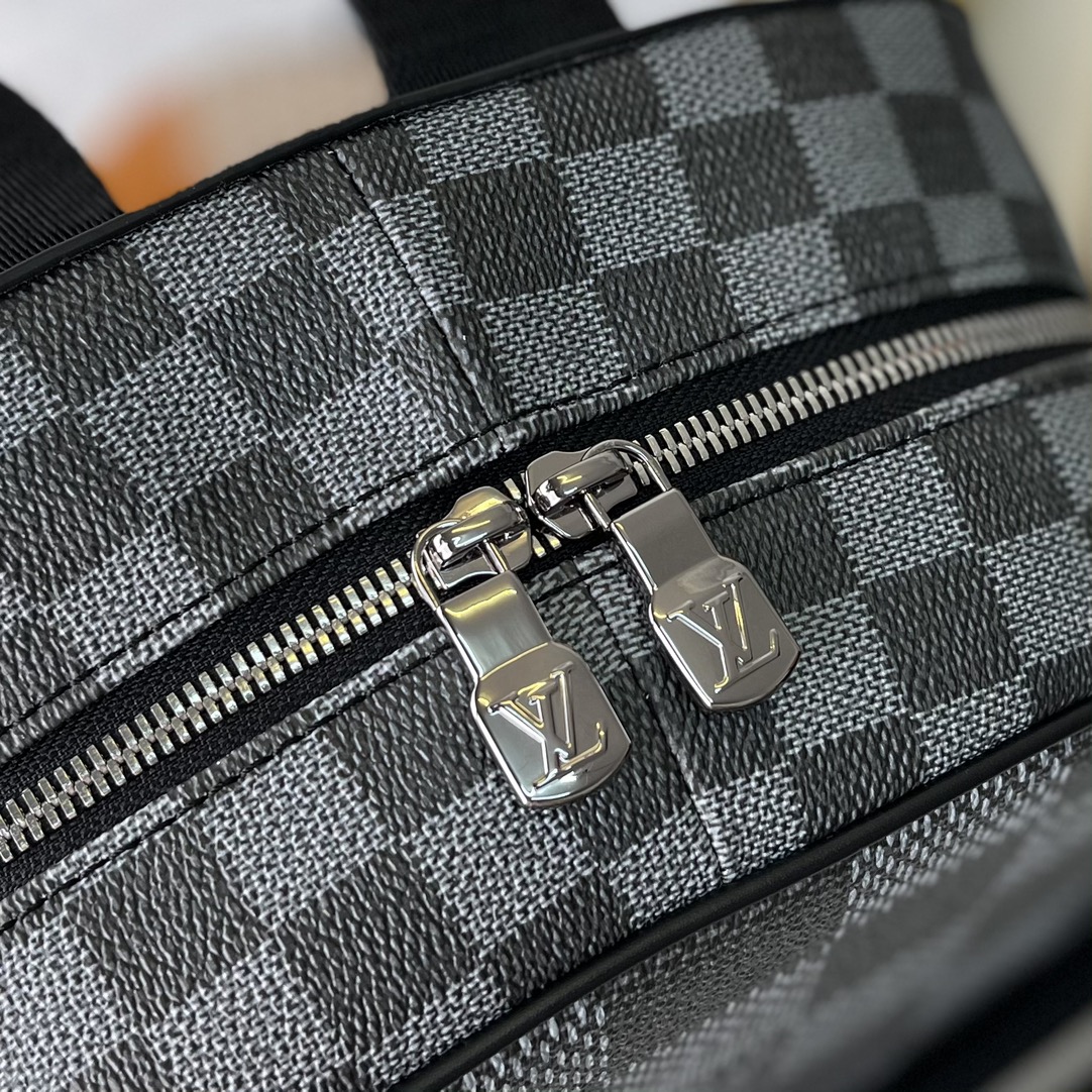 Replica Louis Vuitton N50009 Mens Campus Backpack Gray Damier Graphite 3D Coated Canvas