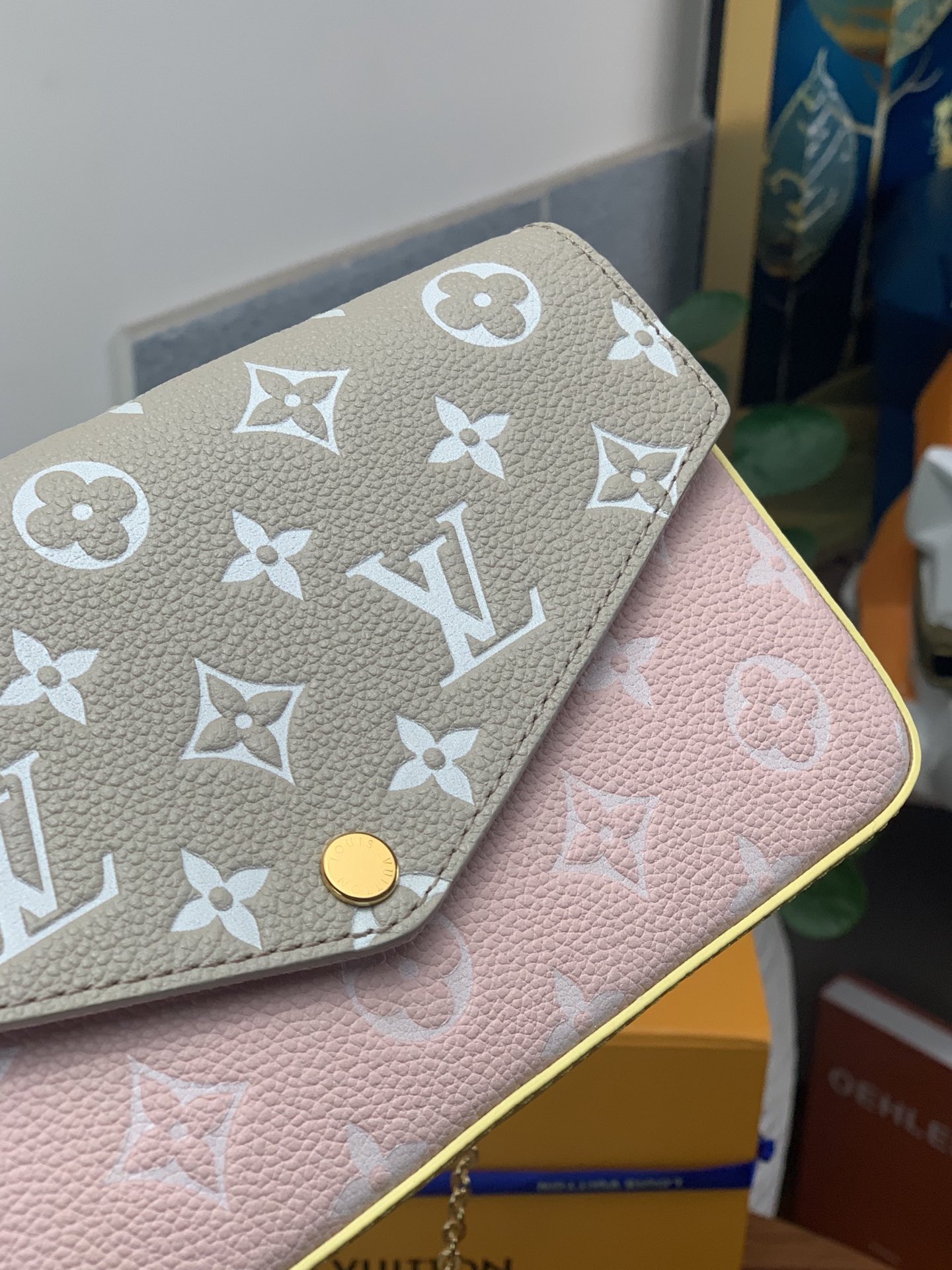 Replica Louis Vuitton Women Felicie Pochette Monogram Empreinte Embossed Supple Grained Cowhide Leather M81359