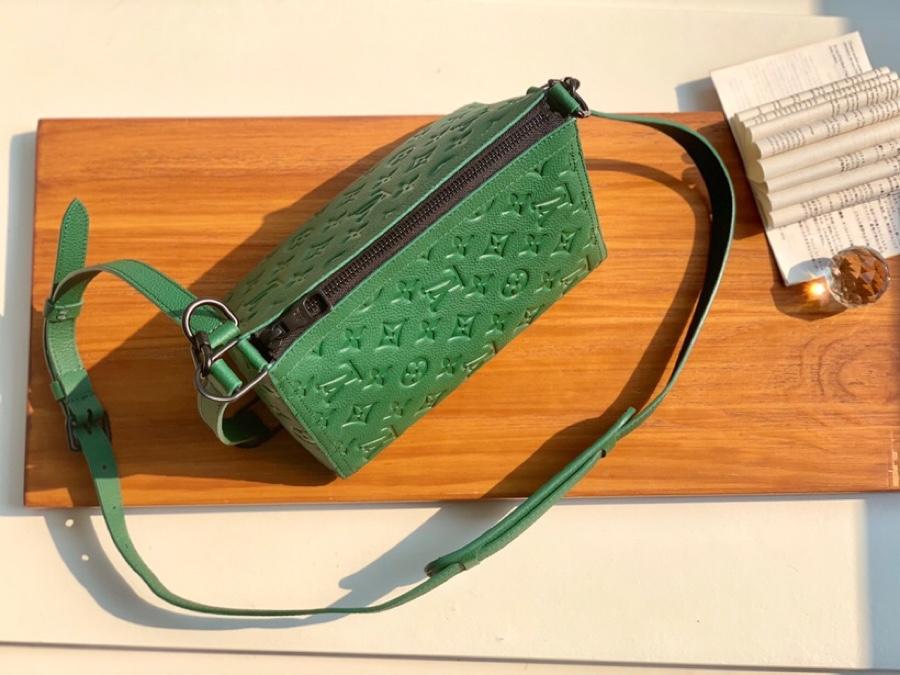 Replica Louis Vuitton Women Shoulder Bag Green Monogram Empreinte M54330