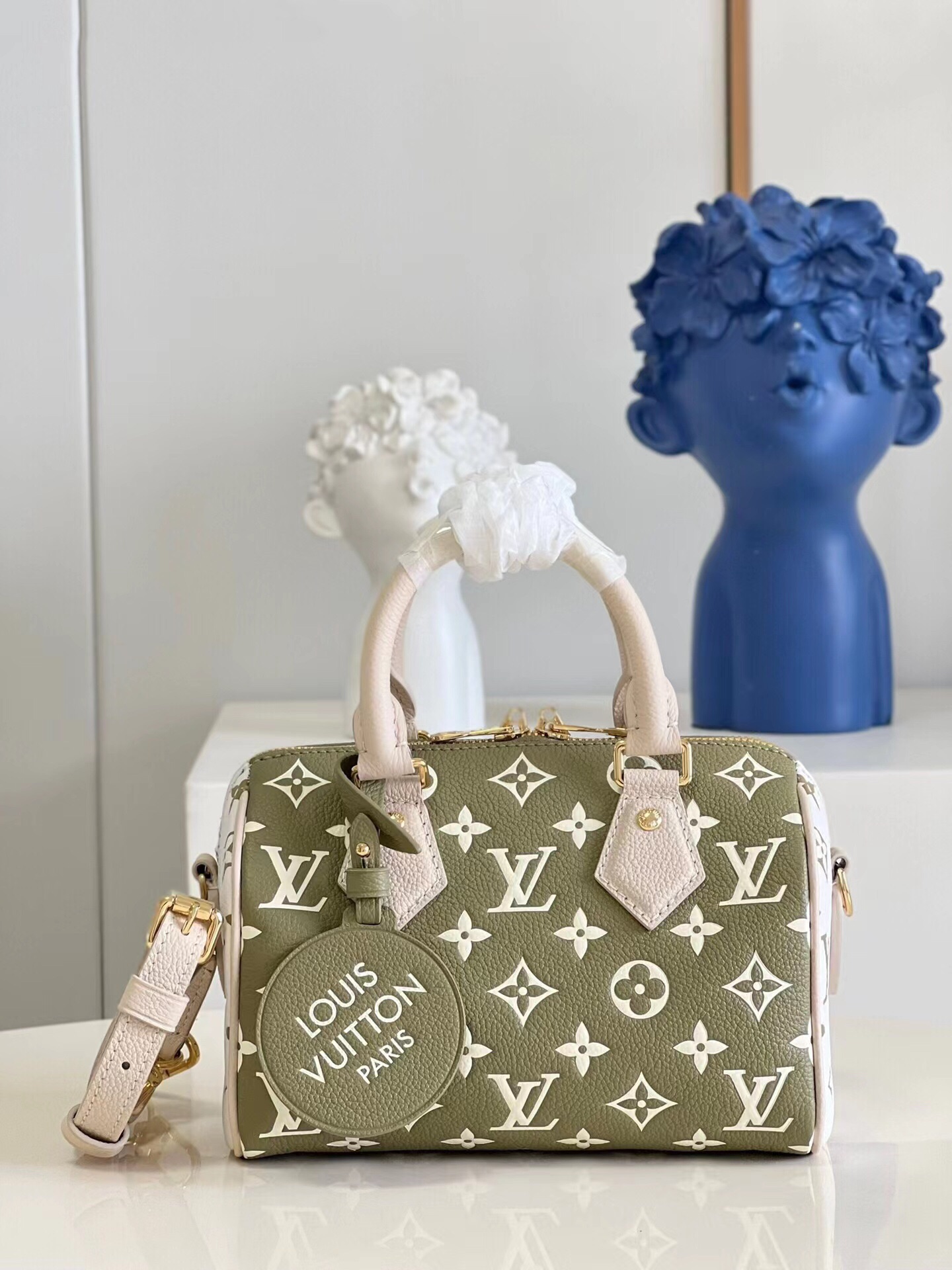 Replica Louis Vuitton Women Speedy Bandouliere 20 Handbag  Printed and Embossed Grained Cowhide Leather M46118