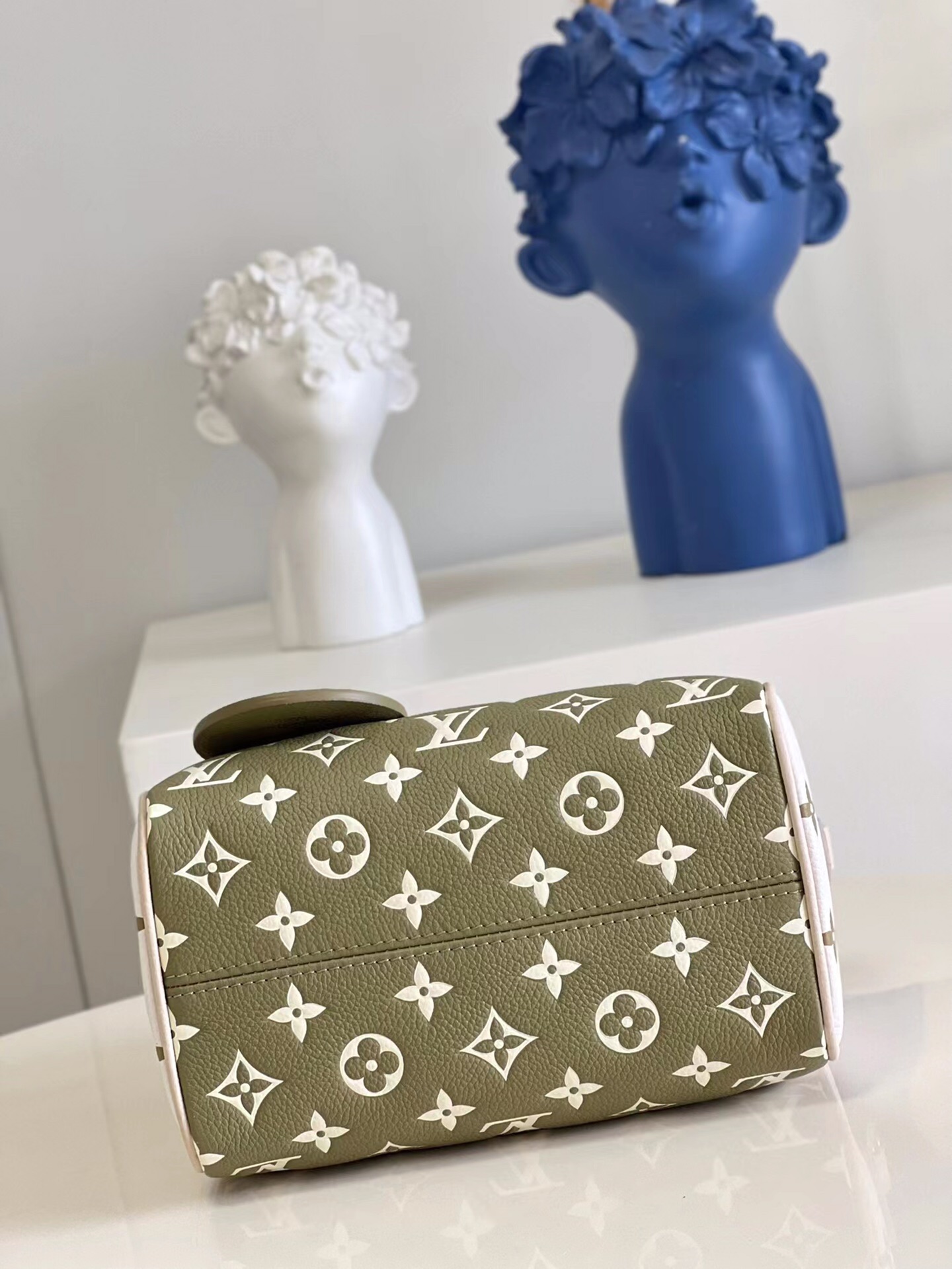 Replica Louis Vuitton Women Speedy Bandouliere 20 Handbag  Printed and Embossed Grained Cowhide Leather M46118