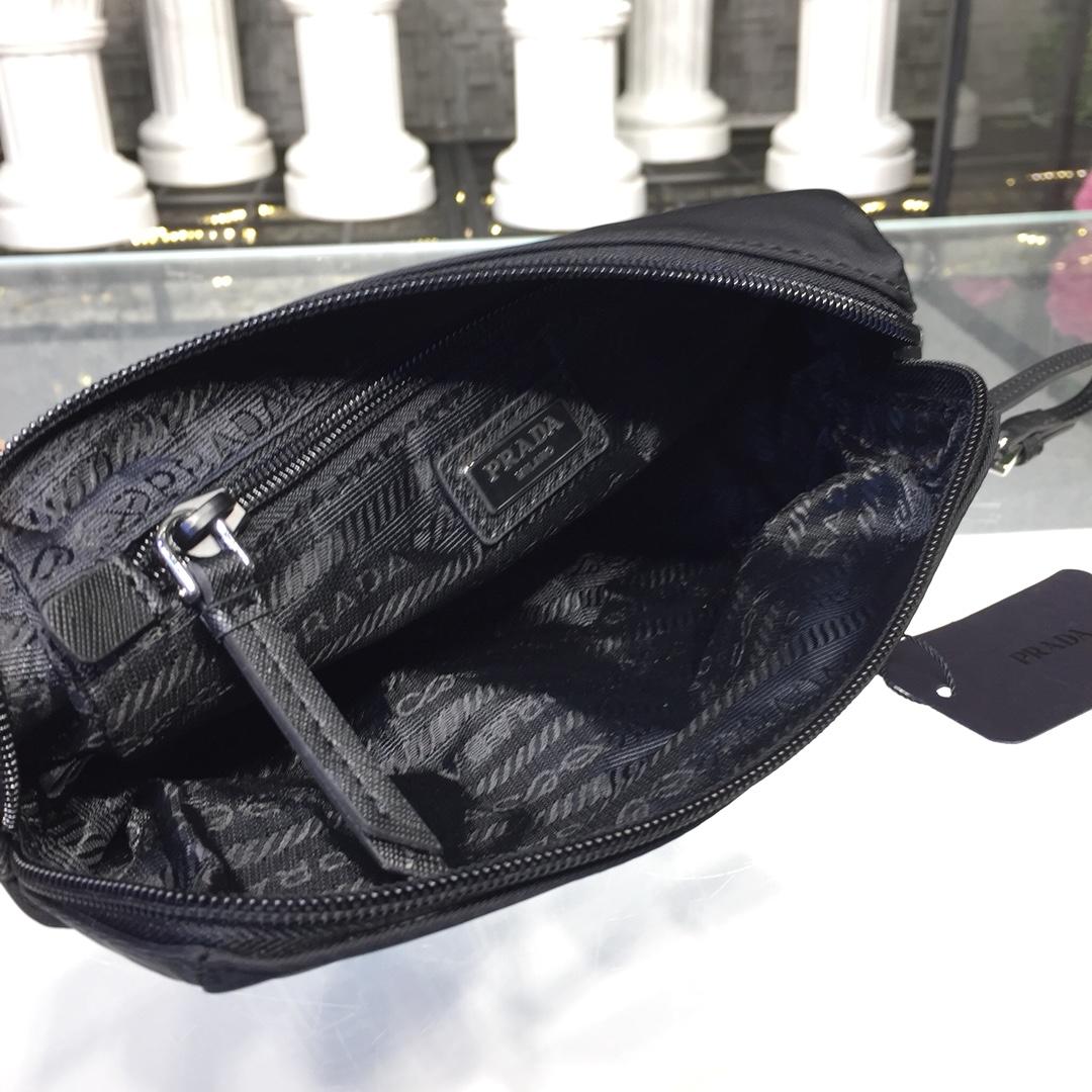 Replica Prada Men Nylon Pouch 1NE693