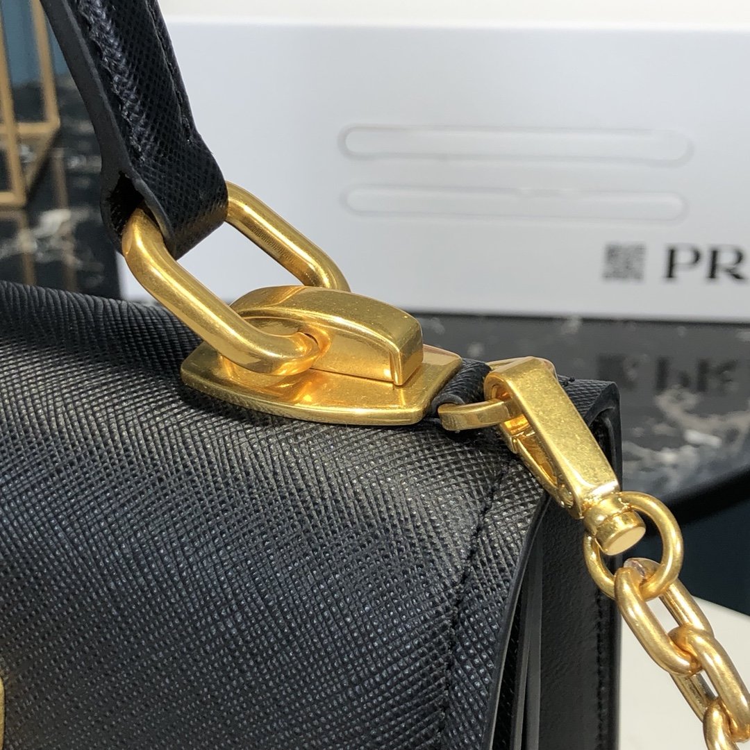 Replica Prada Women Saffiano Leather Shoulder Bag Black