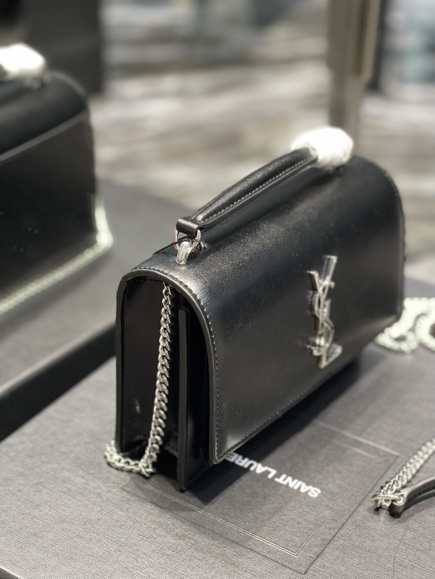 Replica Saint Laurent 19cm Sunset Woc Chain Wallet in Smooth Leather Black with Sliver