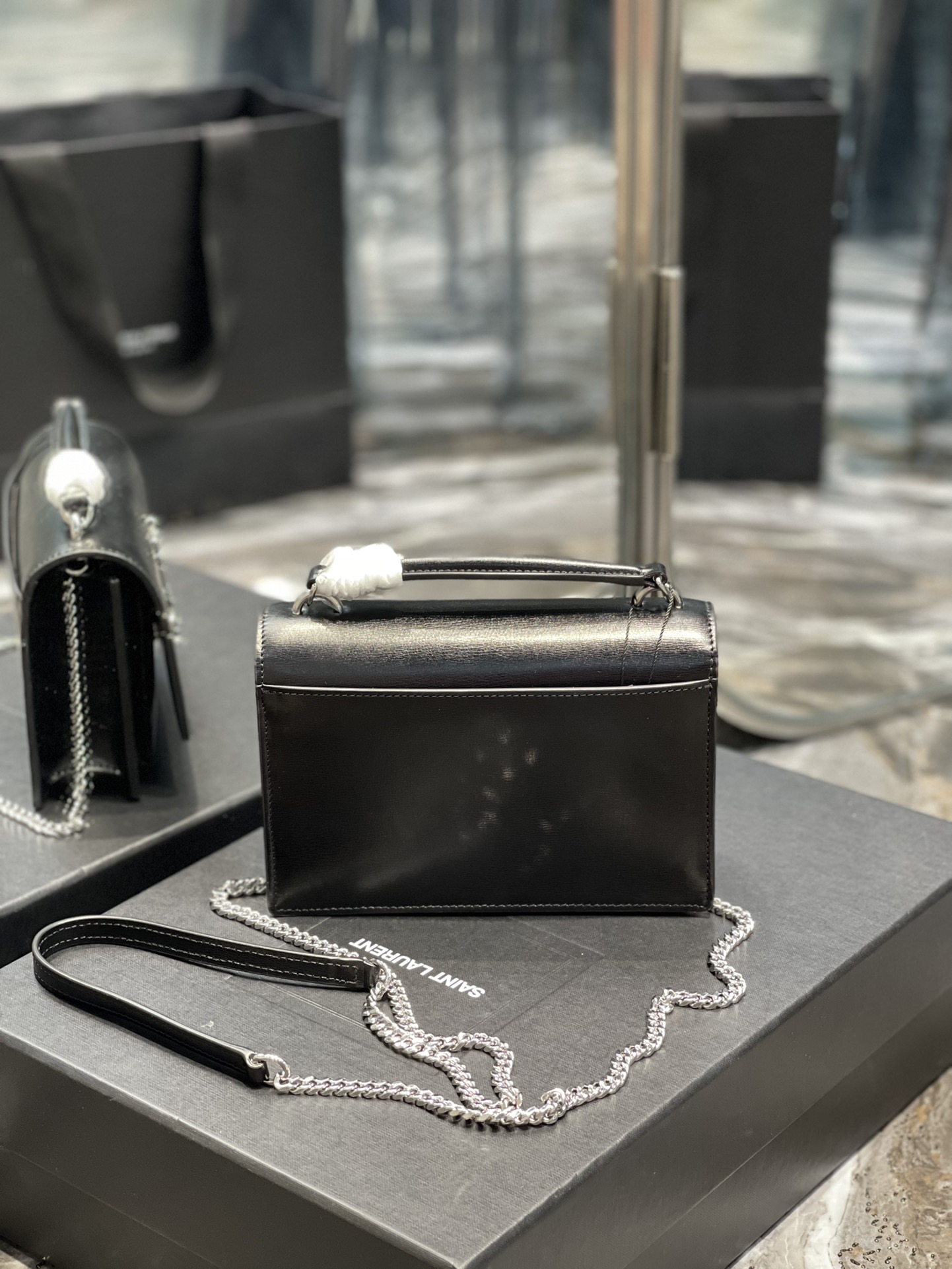 Replica Saint Laurent 19cm Sunset Woc Chain Wallet in Smooth Leather Black with Sliver