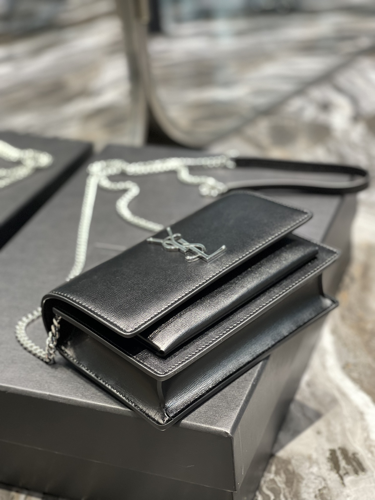 Replica Saint Laurent 19cm Sunset Woc Chain Wallet in Smooth Leather Black with Sliver